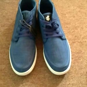 Sell this pairs of shoes  sport